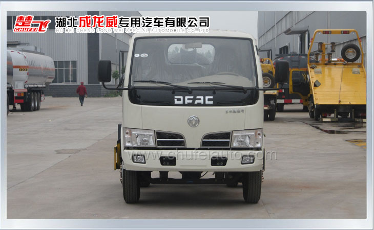 東風福瑞卡勾臂式垃圾車