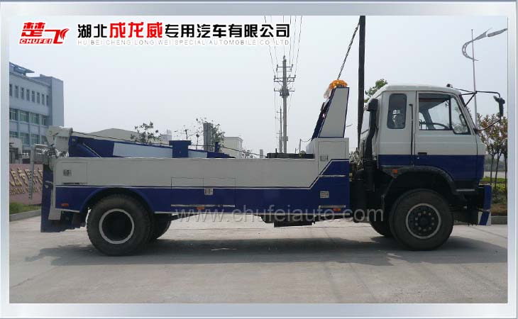 東風EQ1141清障車