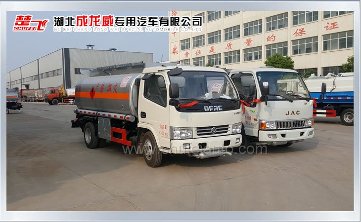 東風(fēng)多利卡5噸加油車（國(guó)五）