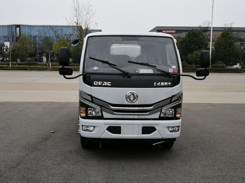 東風(fēng)4-5噸灑水車(chē)（熱銷(xiāo)）