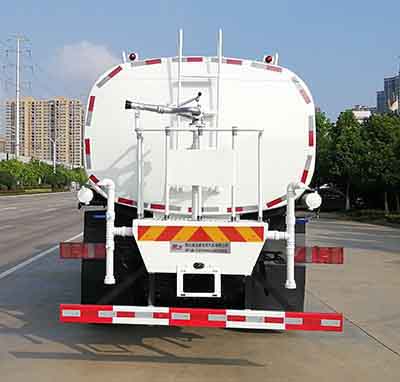 重汽汕德卡綠化噴灑車（國(guó)六）