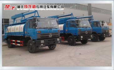 成龍威新出產(chǎn)的三臺(tái)除塵車昨天客戶驗(yàn)收成功