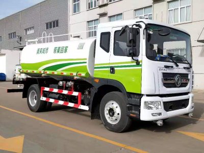 東風(fēng)D9綠化噴灑車發(fā)往江蘇省南京市