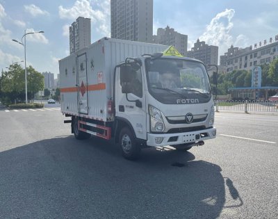 楚飛牌CLQ5048XRQ6BJ型易燃?xì)怏w廂式運輸車