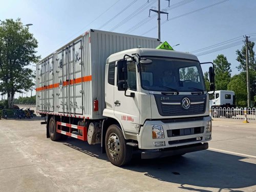 楚飛牌CLQ5180XZW6D型雜項(xiàng)危險(xiǎn)物品廂式運(yùn)輸車(chē)